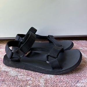 Black Men’s Teva Sandals